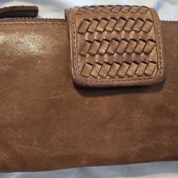 KANE-M Wristlet Wallet Brown Supple Leather - Picture 2 of 10
